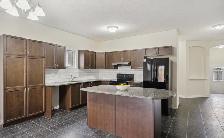 2 Bedroom - House for Rent (Upper Level only) – 51 Voyageur St - Photo 3