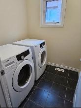 2 Bedroom - House for Rent (Upper Level only) – 51 Voyageur St - Photo 9