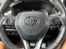 2023 Toyota RAV4 Hybrid XLE AWD SUNROOF -CARPLAY-WARRANTY INCL - Photo 8