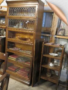 Antique : ) China Cabinets, Display or Curios Cabinets - Photo 5