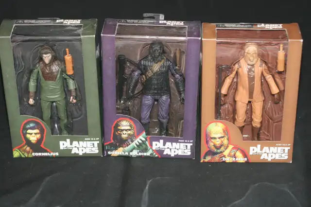 NECA PLANET OF THE APES SERIES 1 CORNELIUS, GORILLA, DR ZAIUS