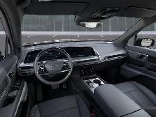 2027 Cadillac Vistiq Sport - Photo 5