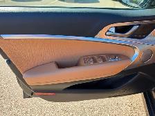 2023 GENESIS G70 2.0T Advanced Plus AWD Local Trade, Leather, Na - Photo 6