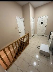 Finished BSMT Rooms for Male - Lawrence/Bathgate - Available NOW - Photo 8