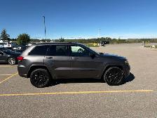 2021 Jeep Grand Cherokee Laredo  4x4
