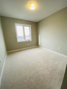 Kanata Speedvale Crt 3-bedroom townhome for rent - Photo 9