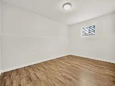 lower level unit for rent - Photo 6