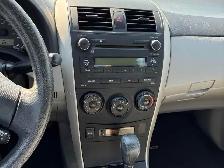 2011 Toyota Corolla LE - Photo 5