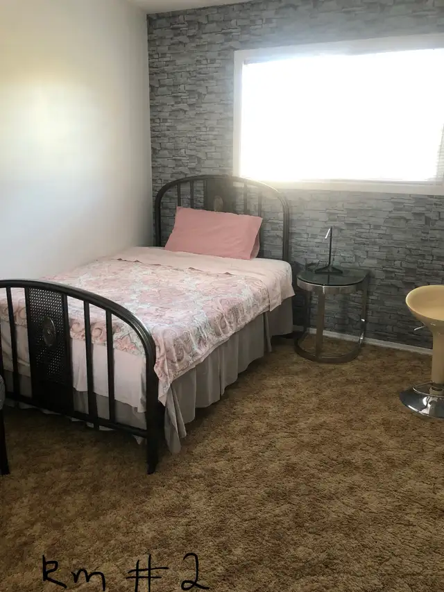 Kelowna room for rent $750 incld util. Avail Oct 1st