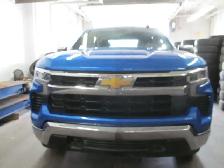 2025 Chevrolet Silverado 1500 LT - Photo 2