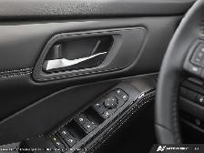 2026 Nissan Rogue SV Dark Armor - Photo 16