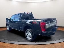 2022 Ford F-350 Platinum DIESEL! LEATHER! HUGE SUNROOF! LOADED! - Photo 4