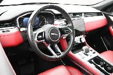 2022 Jaguar F-Pace AWD HEATED SEATS, HEATED STEERING WHEEL, APPL - Photo 5