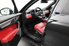 2022 Jaguar F-Pace AWD HEATED SEATS, HEATED STEERING WHEEL, APPL - Photo 16