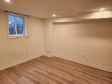 Recently reno'd 2 bdrm unit in North end, parking & laundry - Photo 4