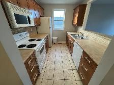 2 Bedroom, 1 Bath Unit – 1522 Walsh St E, Unit A – $2000/month - Photo 2