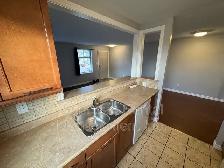 2 Bedroom, 1 Bath Unit – 1522 Walsh St E, Unit A – $2000/month - Photo 3
