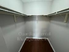 2 Bedroom, 1 Bath Unit – 1522 Walsh St E, Unit A – $2000/month - Photo 7