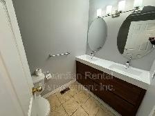 2 Bedroom, 1 Bath Unit – 1522 Walsh St E, Unit A – $2000/month - Photo 9