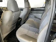 2013 Toyota Tacoma - Photo 10