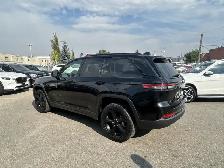 2023 Jeep Grand Cherokee LIMITED 4X4/NAVIGATION/BACK UP CAMERA/F - Photo 15