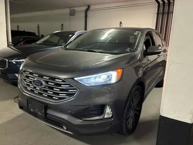 2022 Ford Edge Titanium AWD | Leather | Panoramic Sunroof