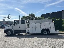2006 International DuraStar 4300 LP Service Truck With Crane - Photo 6
