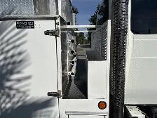 2006 International DuraStar 4300 LP Service Truck With Crane - Photo 13