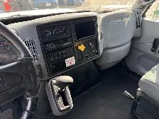 2006 International DuraStar 4300 LP Service Truck With Crane - Photo 65