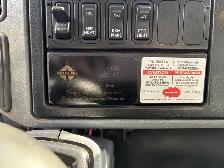2006 International DuraStar 4300 LP Service Truck With Crane - Photo 69
