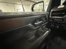 2026 GMC Yukon XL Denali - Photo 21