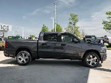 2026 Ram 1500 Express - Photo 10