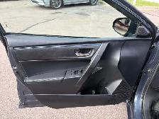 2017 Toyota Corolla - Photo 11