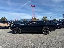 2023 Dodge Challenger SXT - Photo 4