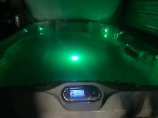 Jacuzzi j495 hot tub - Photo 3