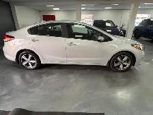 2018 Kia Forte LX - Photo 5