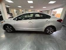 2018 Kia Forte LX - Photo 10