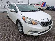 2015 Kia Forte - Photo 3