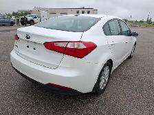 2015 Kia Forte - Photo 5