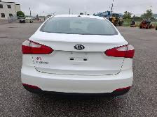 2015 Kia Forte - Photo 6
