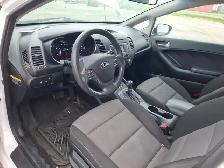 2015 Kia Forte - Photo 10