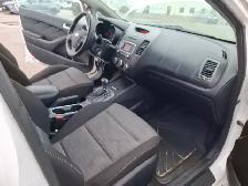 2015 Kia Forte - Photo 17