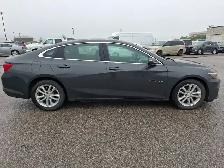 2017 Chevrolet Malibu - Photo 4