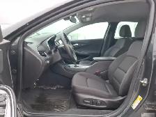 2017 Chevrolet Malibu - Photo 10
