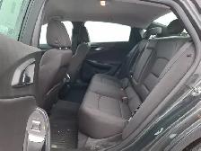 2017 Chevrolet Malibu - Photo 14