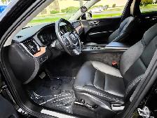 2021 Volvo XC60 T6 Momentum | Moonroof | Apple Carplay | Alloys - Photo 13