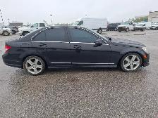 2010 Mercedes-Benz C-Class - Photo 4