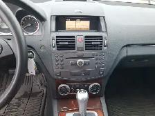 2010 Mercedes-Benz C-Class - Photo 12