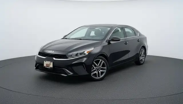 2023 Kia Forte EX  , SUNROOF, LEATHER SEATS, NAVIGATION