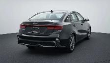 2023 Kia Forte EX  , SUNROOF, LEATHER SEATS, NAVIGATION - Photo 4